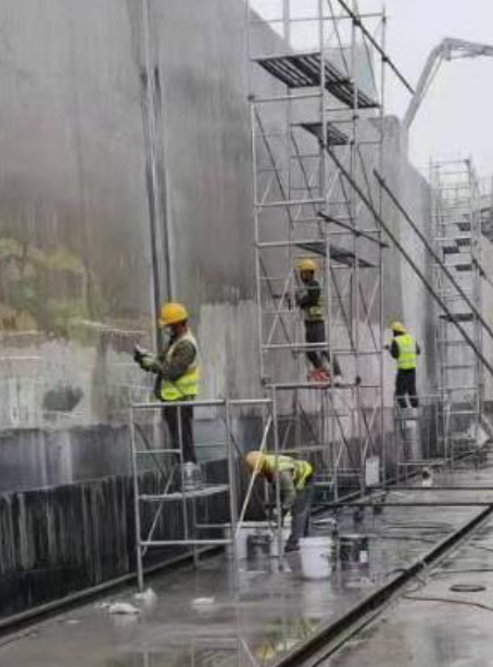 迪庆球场翻新地面是一个涉及